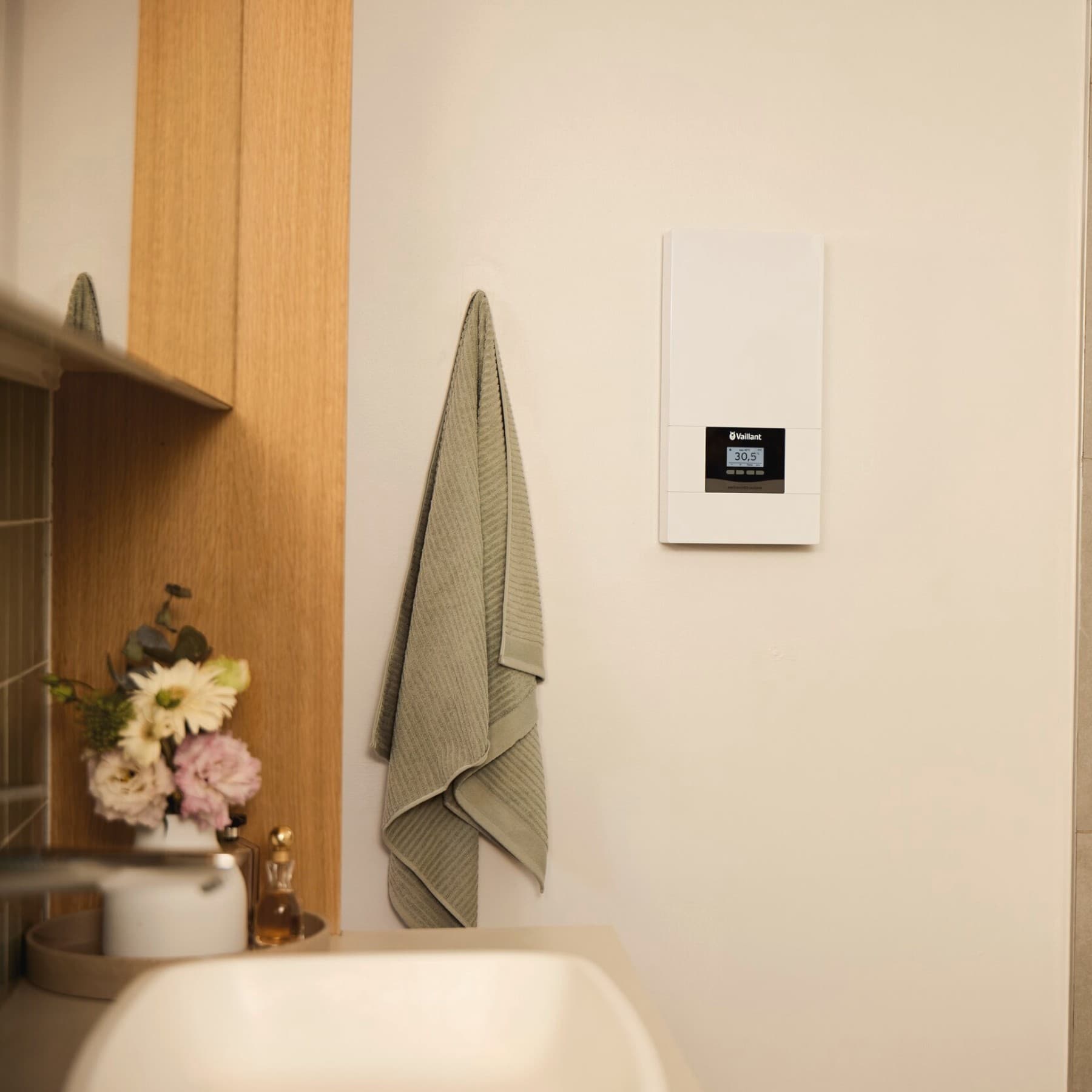 Elektrische wandketel in de badkamer