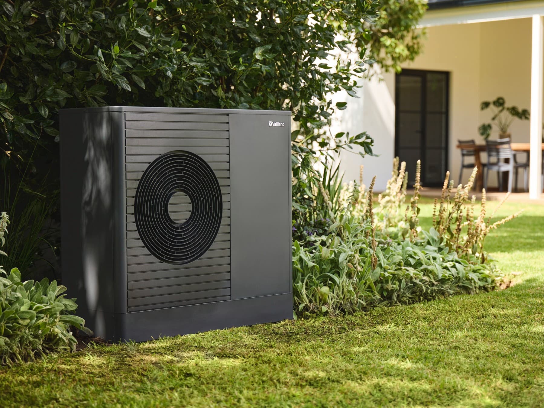 Een warmtepomp in de tuin