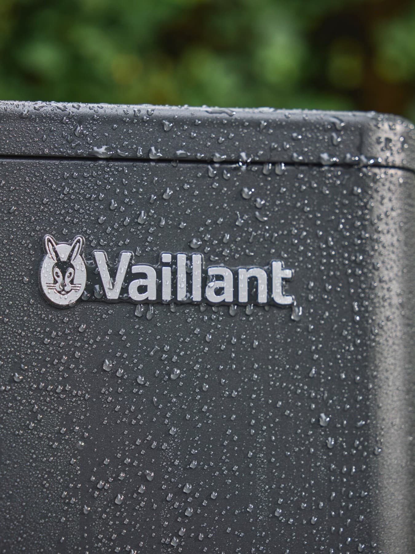 Closeup van Vaillant aroTHERM pro warmtepomp