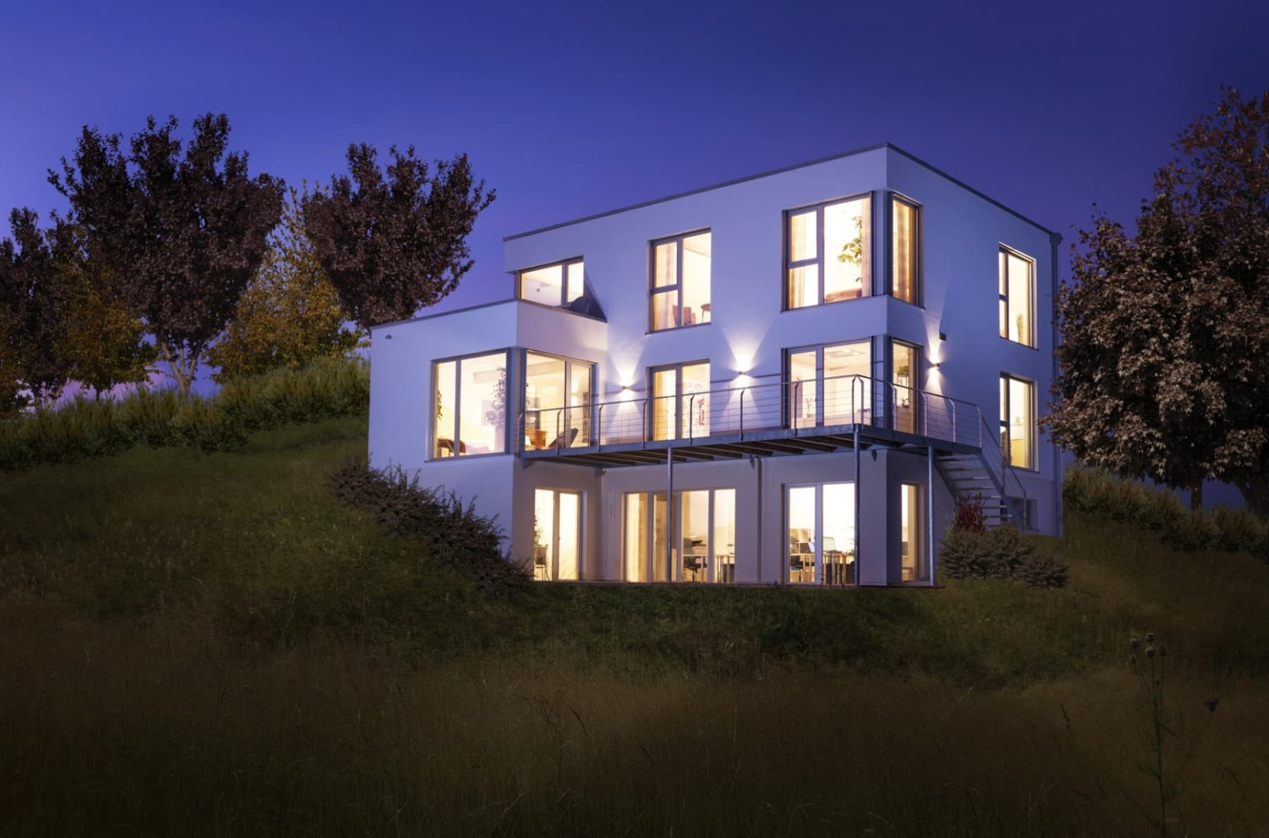 Verlicht huis 's nachts