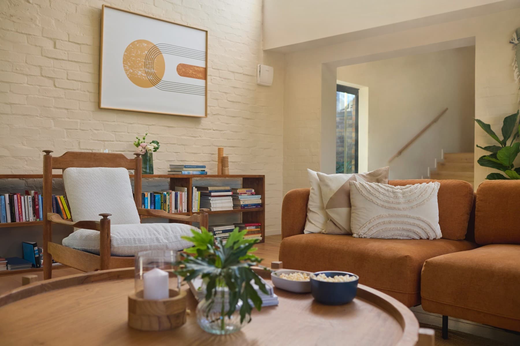 Decentraal ventilatiesysteem in een woonkamer